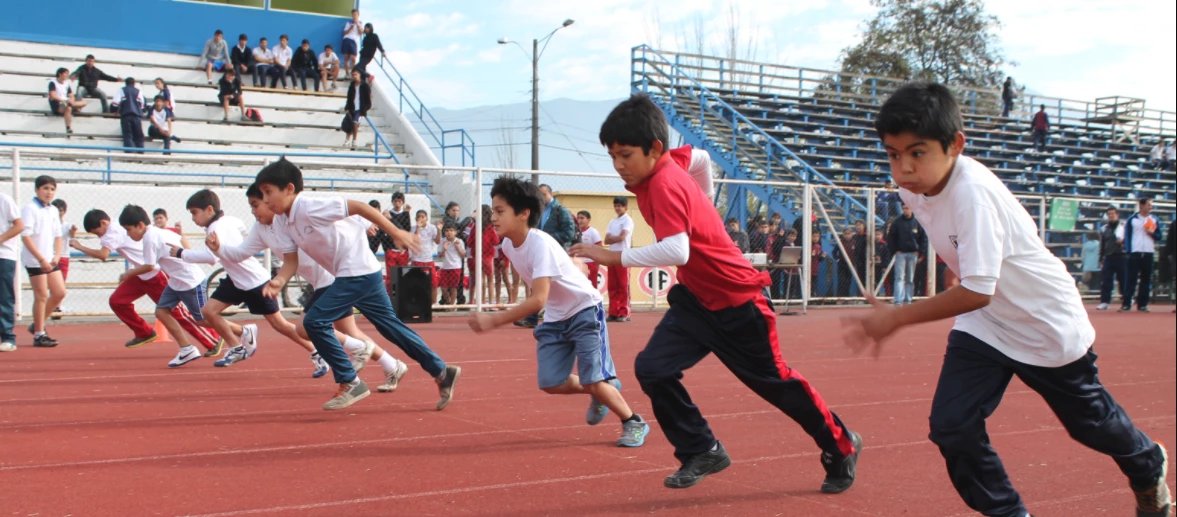 Cartel de una jornada multideportiva organizada por el consell